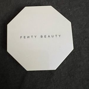 Fenty beauty killawatt highlighter mean money and hustla baby